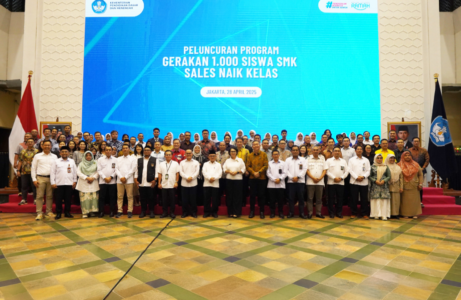 Kawan Lama Group Dukung Program 1.000 Siswa SMK Sales Naik Kelas